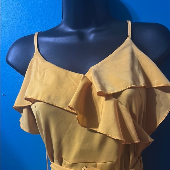 Shein Yellow Romper with Ruffle Details - Picture 3 of 6